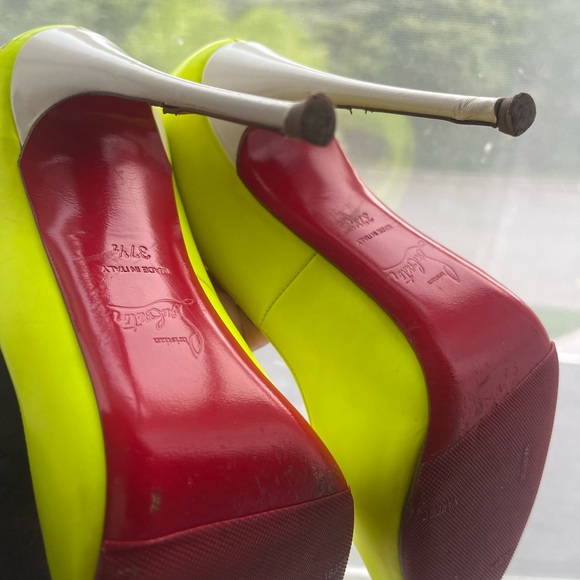 Yellow peep toe Christian Louboutin - Picture 7 of 7